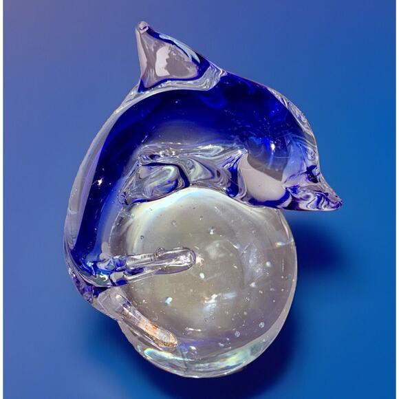 Art Glass Dolphin Paperweight Cobalt Blue On Globe Ball Controlled Bubbles - Picture 2 of 11